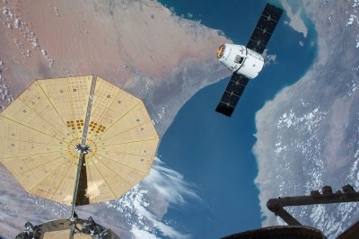 The SpaceX Dragon spacecraft nears the International Space Station during the CRS-8 mission to deliver experiments and supplies to the International Space Station. (Image credit: NASA)